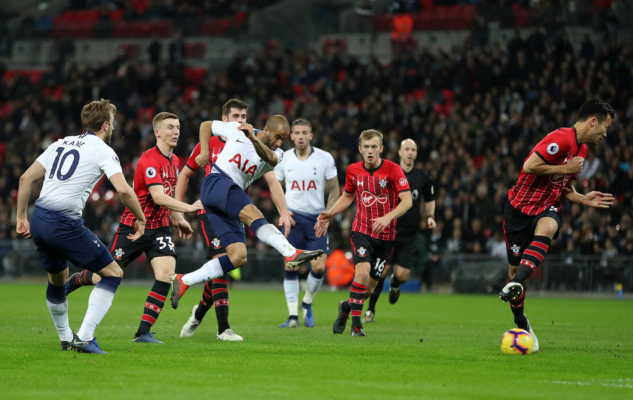 于球场上的 于球场上的